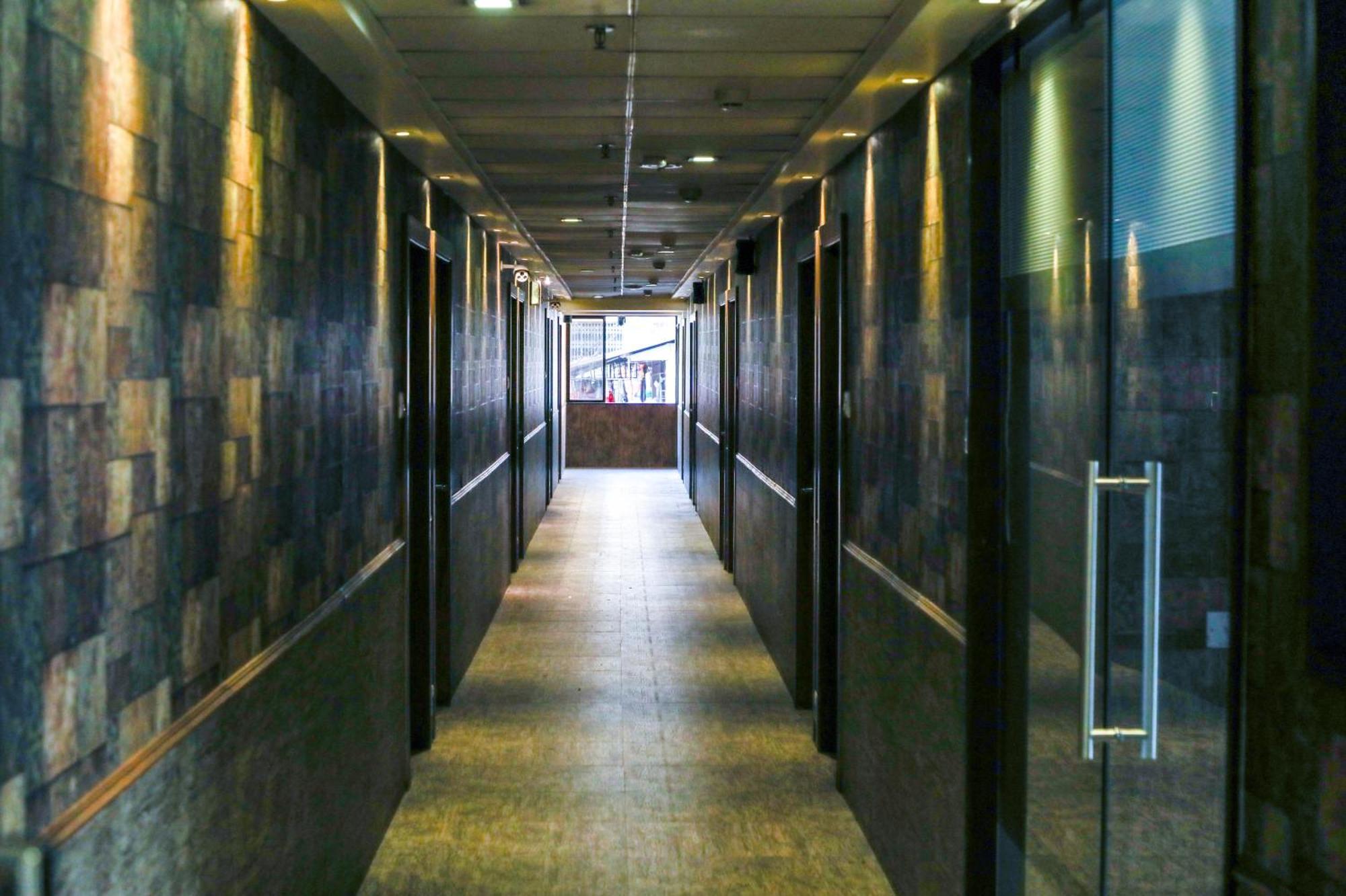 Hotel Maharana Inn Chembur Mumbai Exterior photo