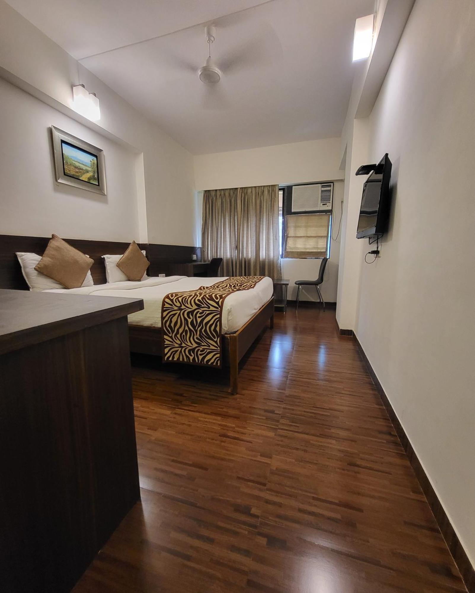 Hotel Maharana Inn Chembur Mumbai Exterior photo