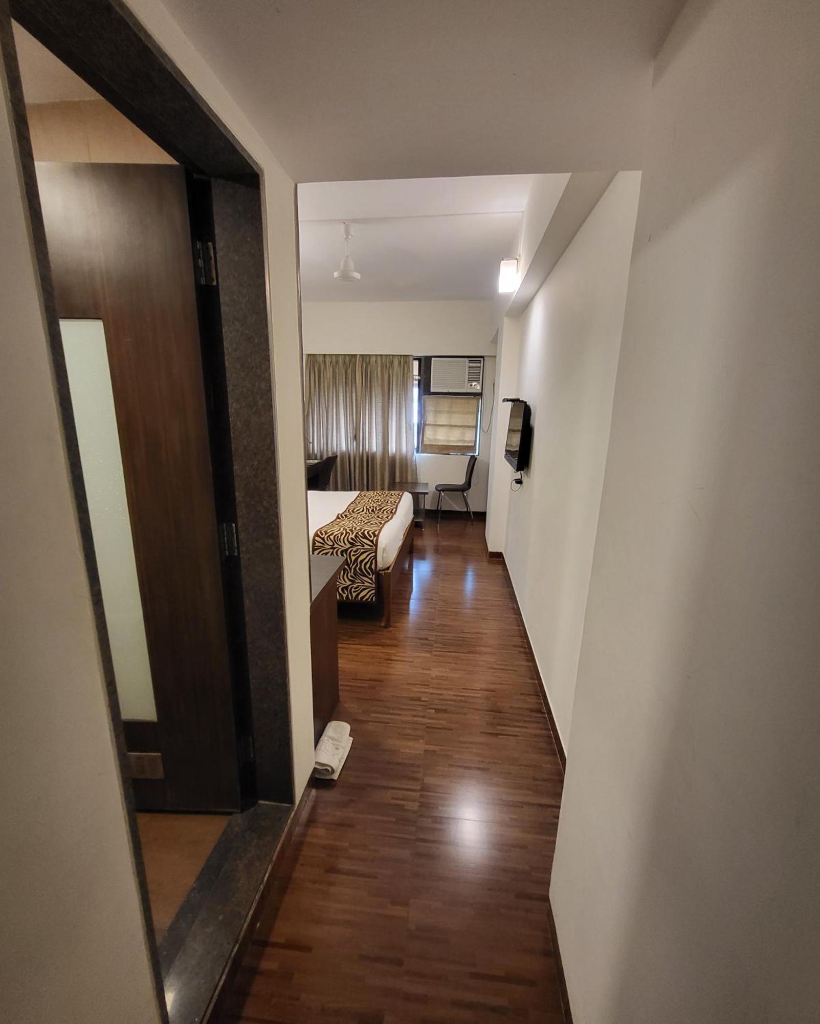 Hotel Maharana Inn Chembur Mumbai Exterior photo