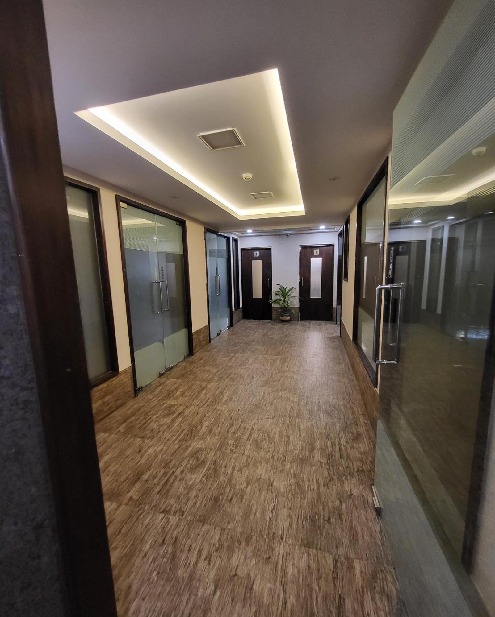 Hotel Maharana Inn Chembur Mumbai Exterior photo