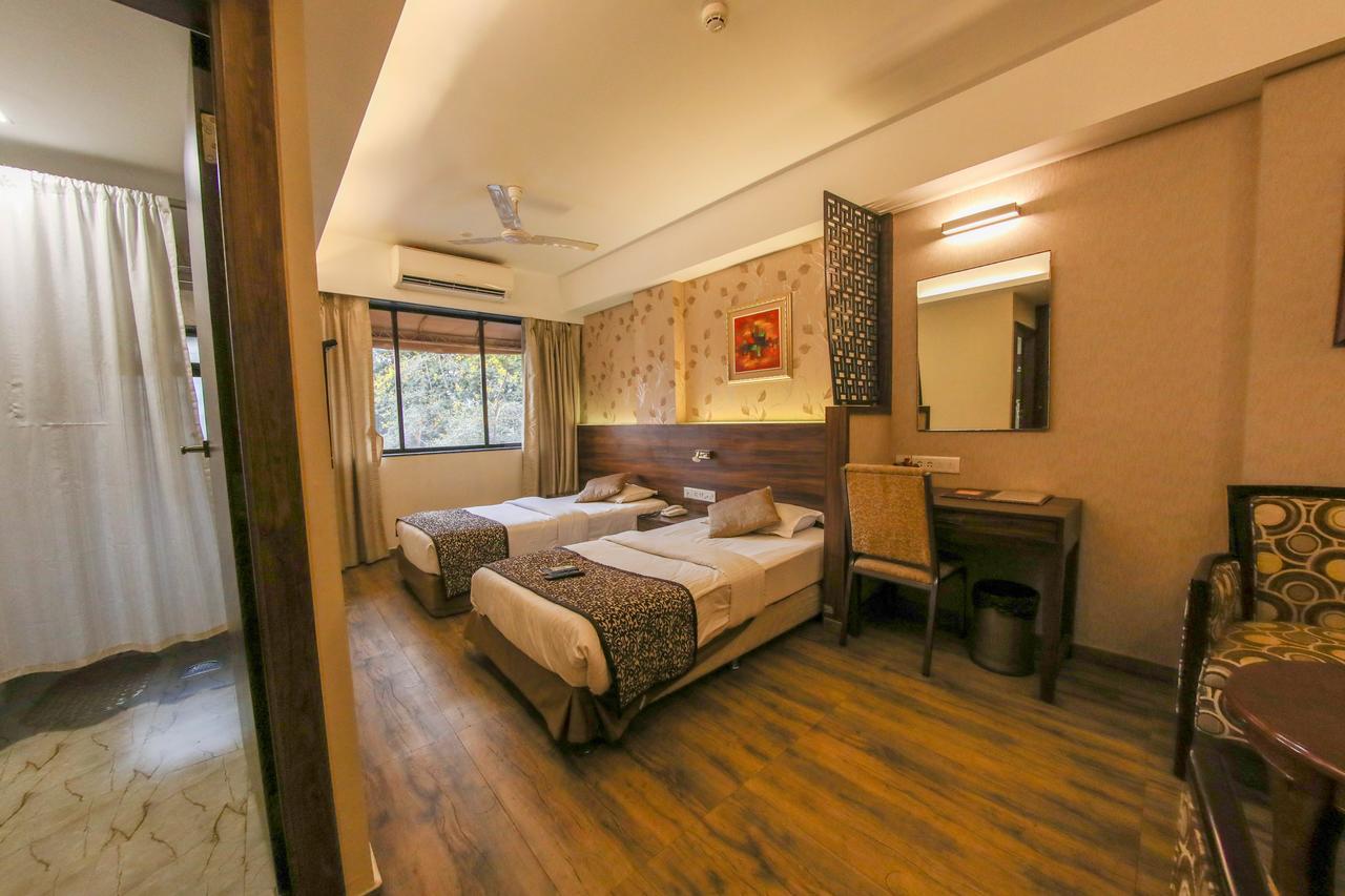 Hotel Maharana Inn Chembur Mumbai Exterior photo
