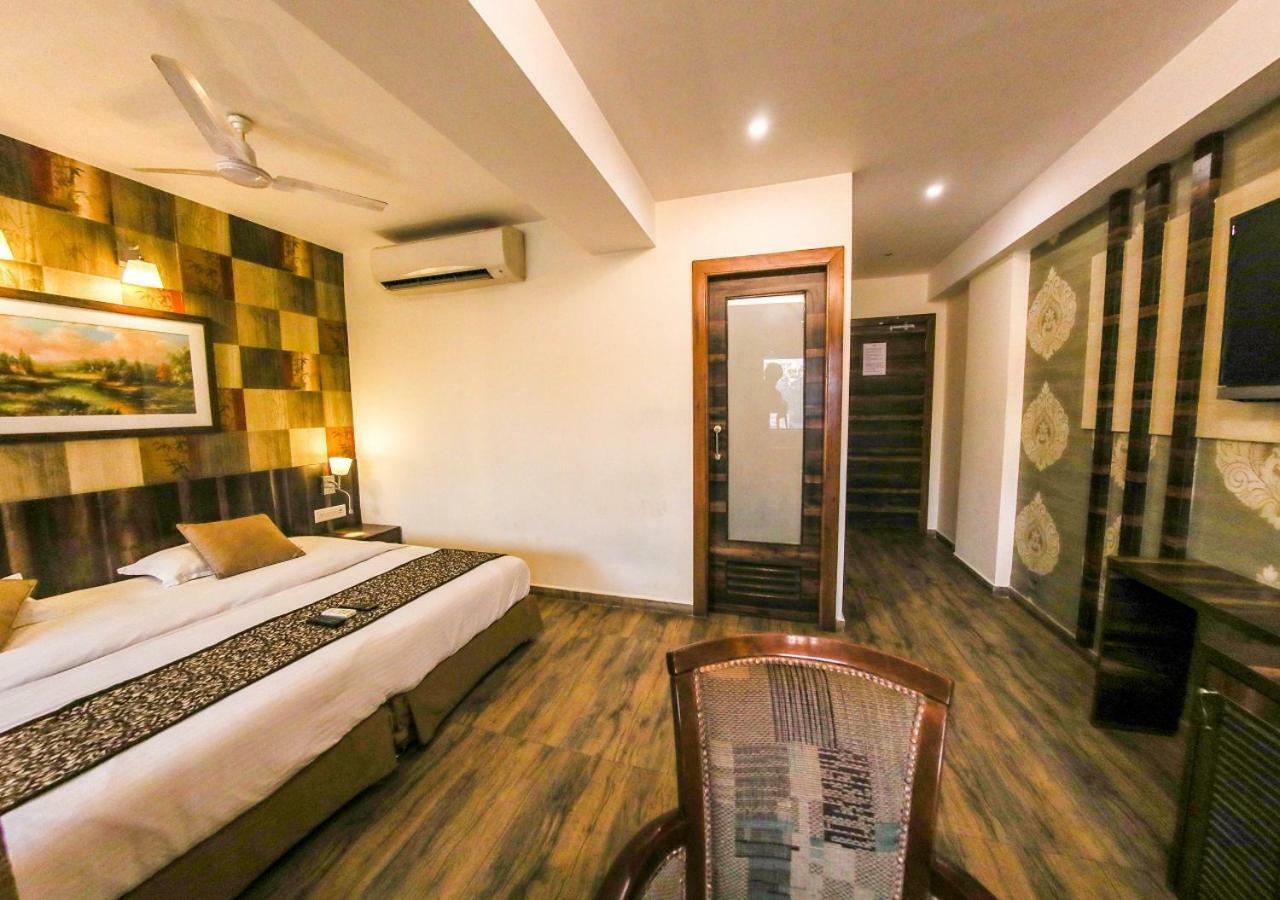 Hotel Maharana Inn Chembur Mumbai Exterior photo